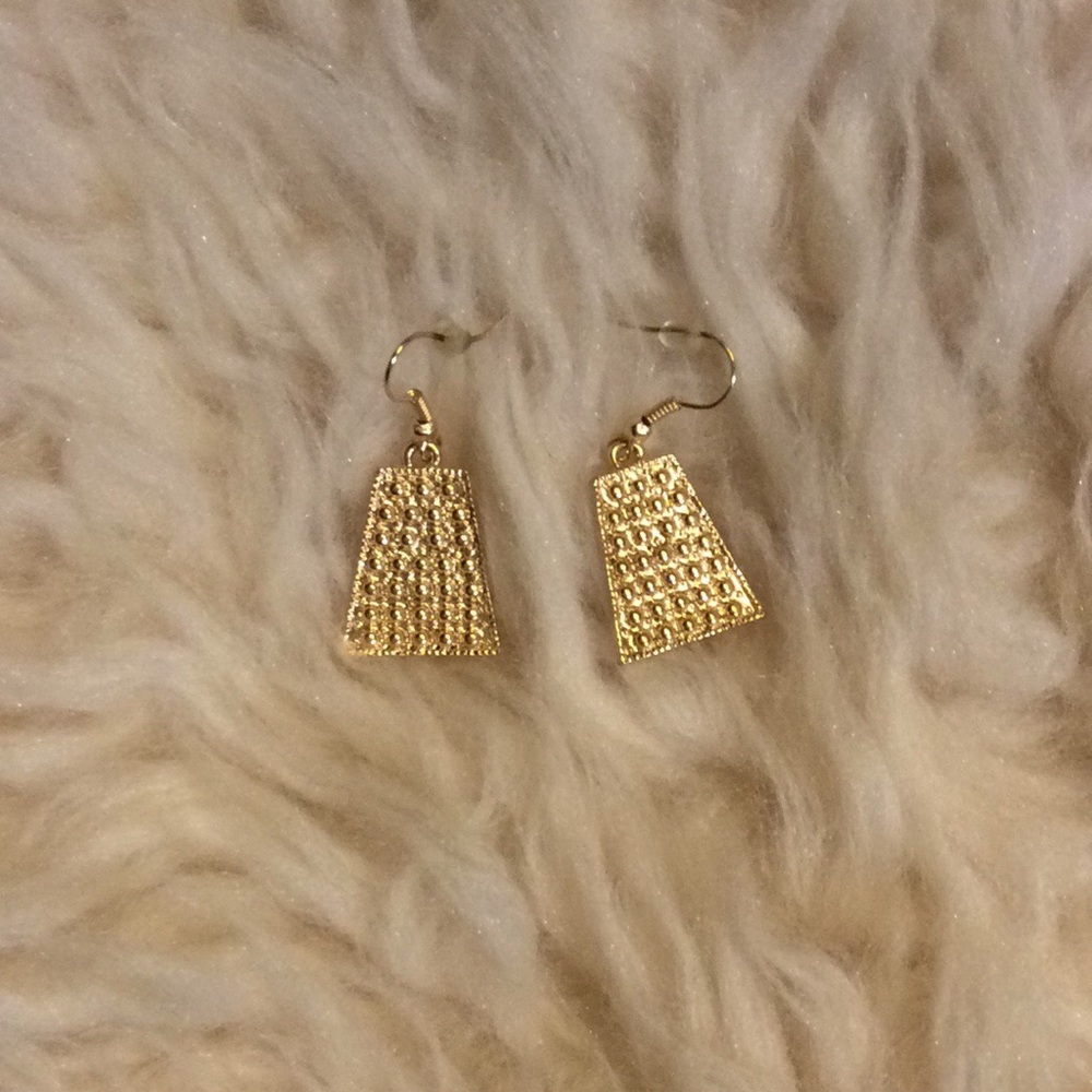 ⭐️Discount Shipping⭐️2X HP Necklace & Earring Set - Picture 3 of 6